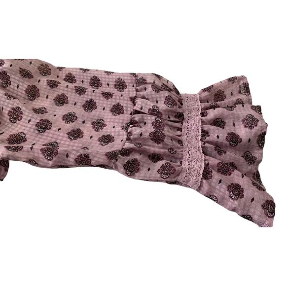 EYESHADOW LONG SLEEVE PULL-OVER BLOUSE, JUNIORS/WOMENS L, LIGHT & DARK PURPLE - Picture 7 of 11